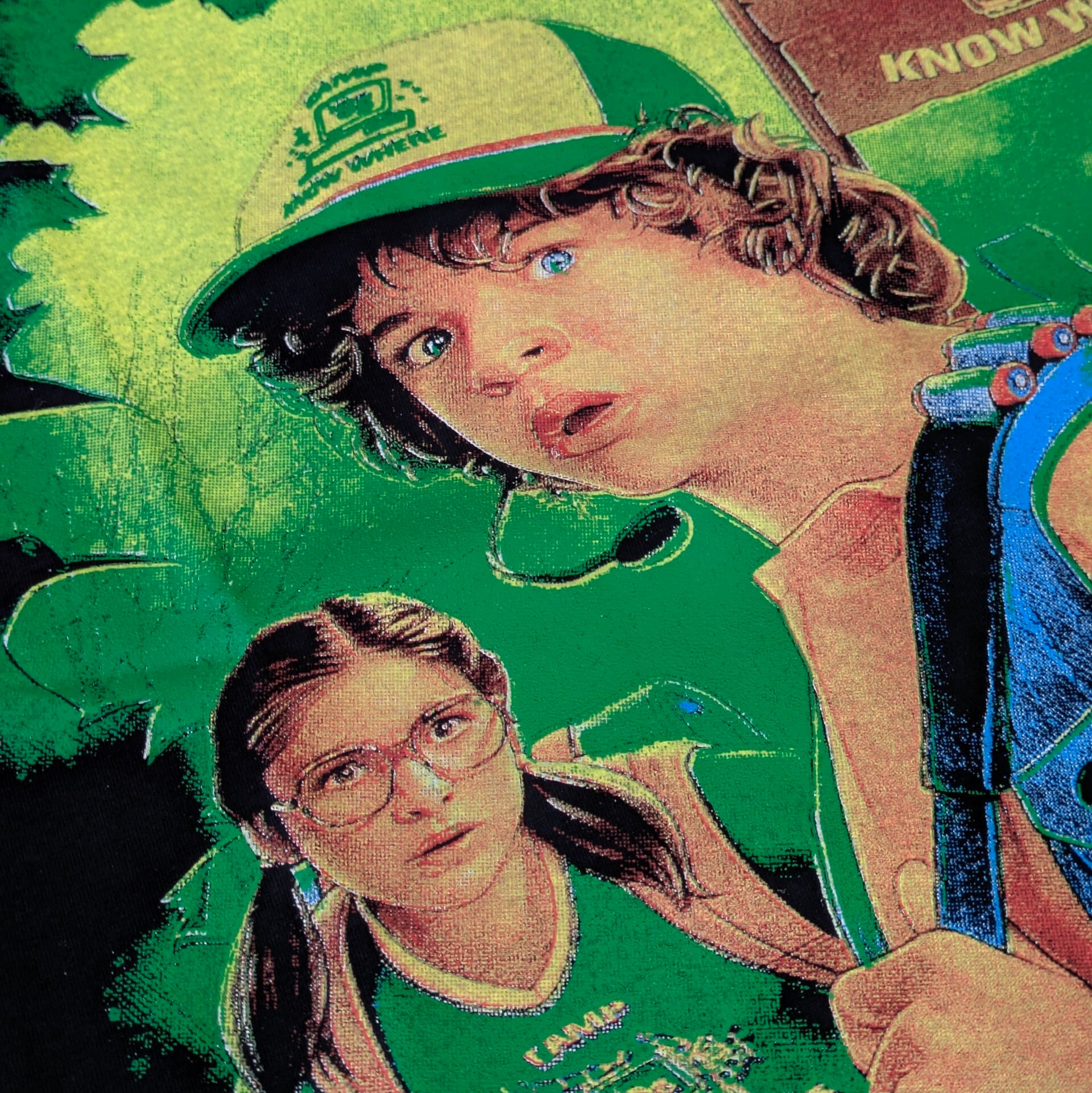 【 Stranger Things / ストレンジャーシングス  】ダスティン&スージー Camp Know Where / Tシャツ〚アメリカン雑貨 アメトイ〛