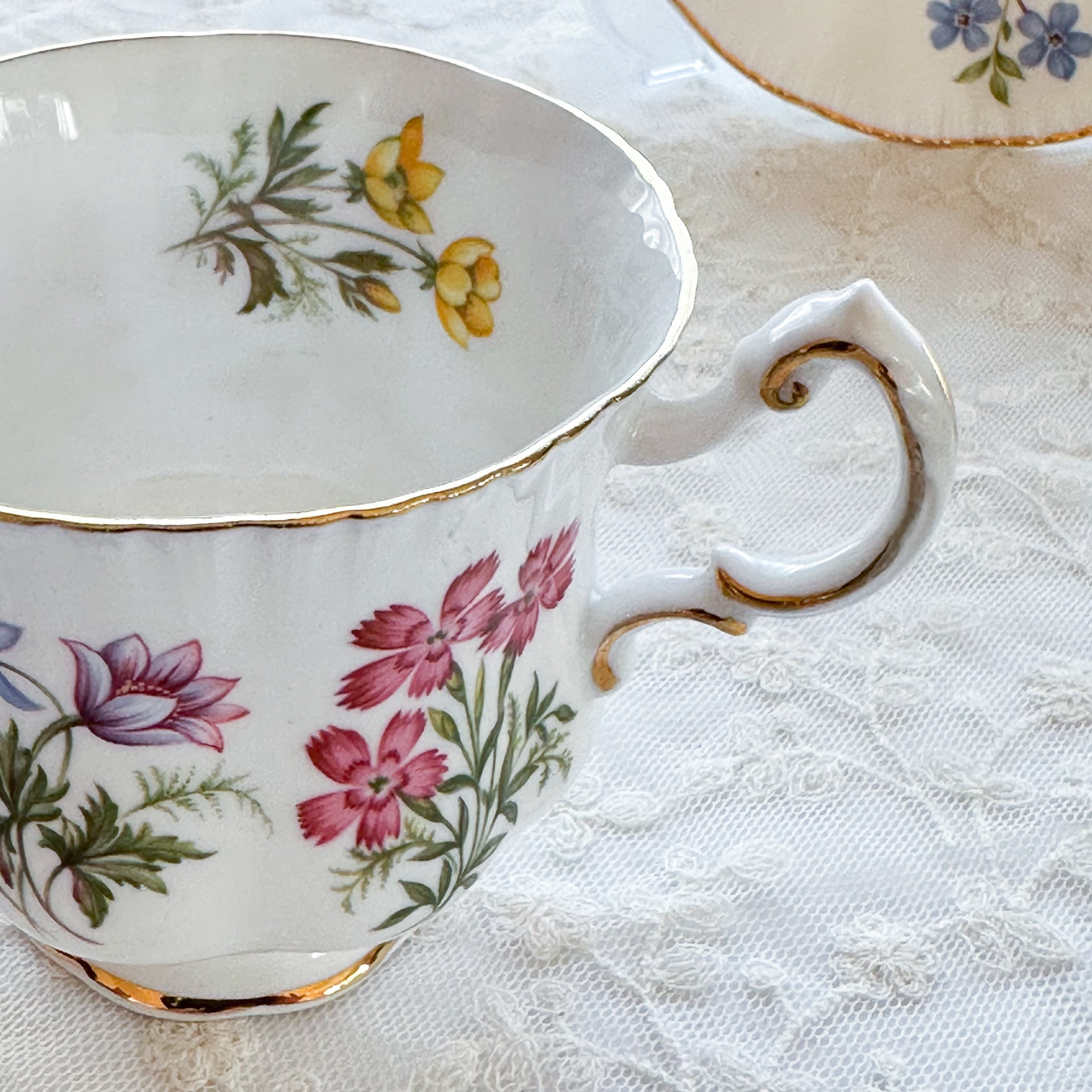 パラゴン ヴィンテージ ティーカップ 英国 洋食器 エインズレイ