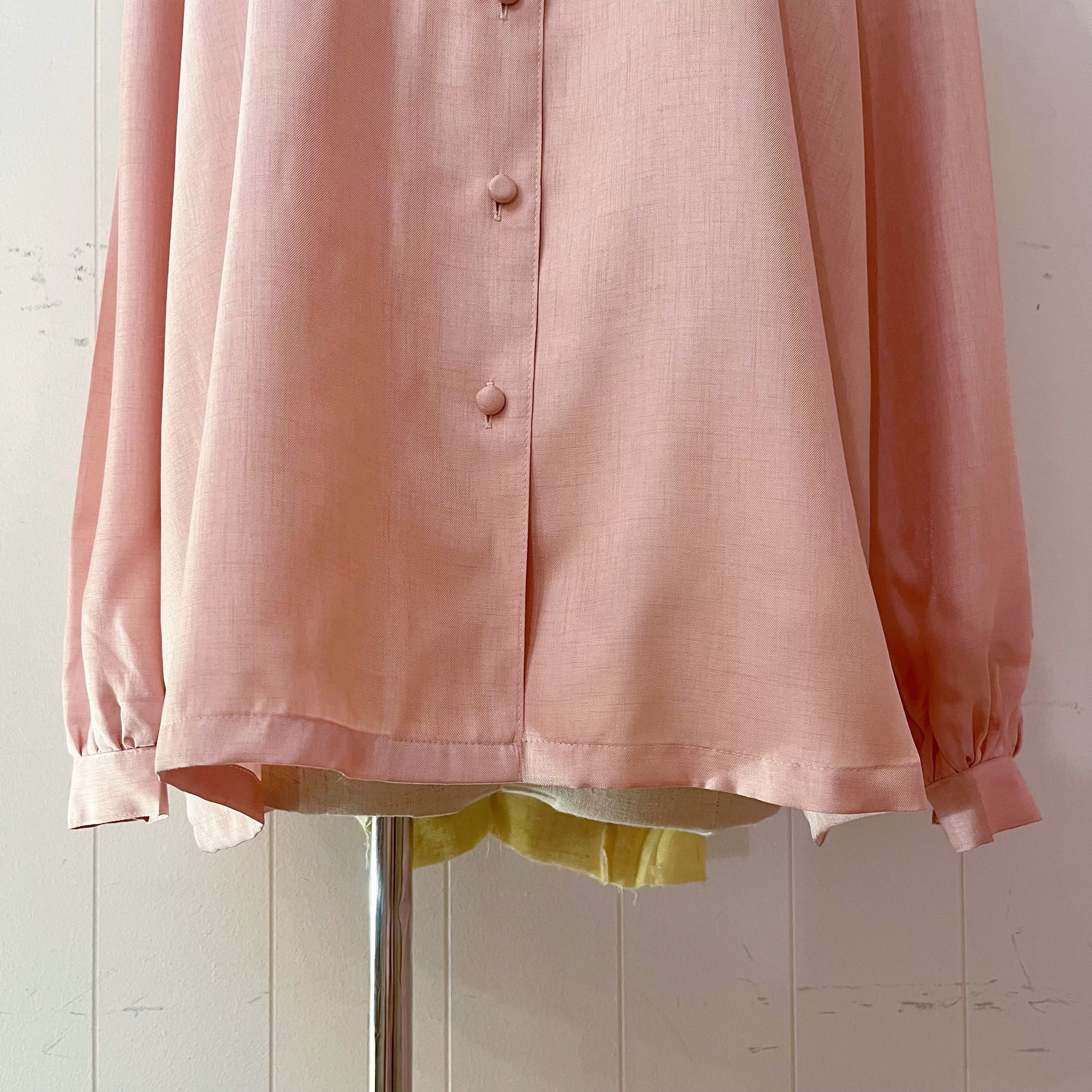 flower embroidery pink blouse