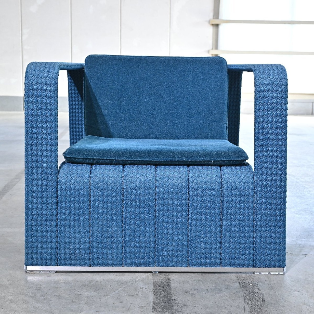 イタリア Paola Lenti 45万「Frame/フレーム」アームチェア B 屋外 ラウンジ アウトドア フランチェスコロタ Rota パオラレンティ 椅子