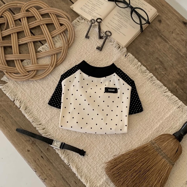【即納】[seenii] Dot Raglan Tee (black)
