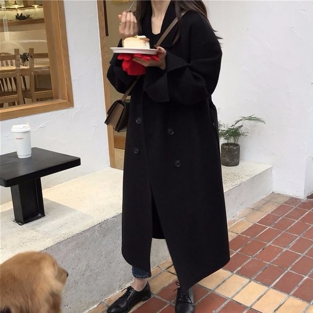 アウター レディース コート 2カラー S M L XL ブラック レッド カラバリ 長袖 ラージラペル 襟付き ポケット チェスターコート ロングコート 無地 ゆったり ルーズ シルエット 体型カバー シンプル カジュアル きれいめ マニッシュ 上品 大人可愛い おしゃれ 普段使い デート お出かけ 女子会 休日 旅行 通勤 通学 着まわし ファッション コーデ スタイル 送料無料 こなれ感 定番 秋 冬