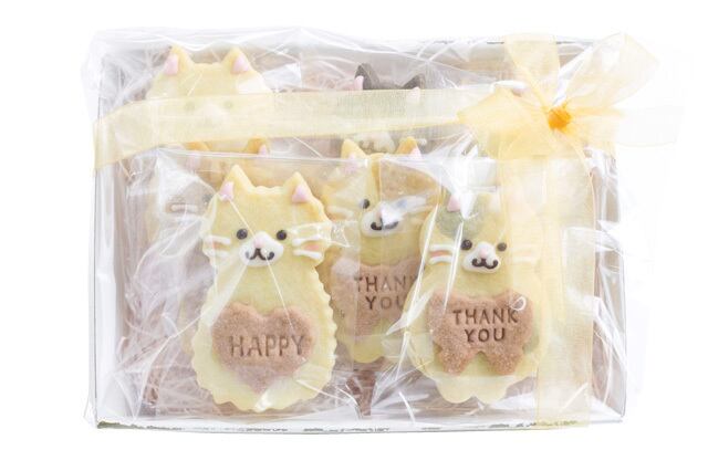 焼き菓子ギフト ねこちゃんクッキーギフトセット 10枚入 人気の可愛い卵不使用のねこちゃん型クッキーの詰め合わせとなります ちょっとした贈り物にも最適です ゆるキャラ製作工房