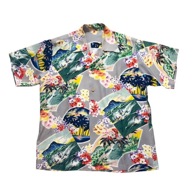 vintage 1950’s PALI HAWAIIAN STYLE rayon hawaiian shirt “Heyday’s of Hawaii”