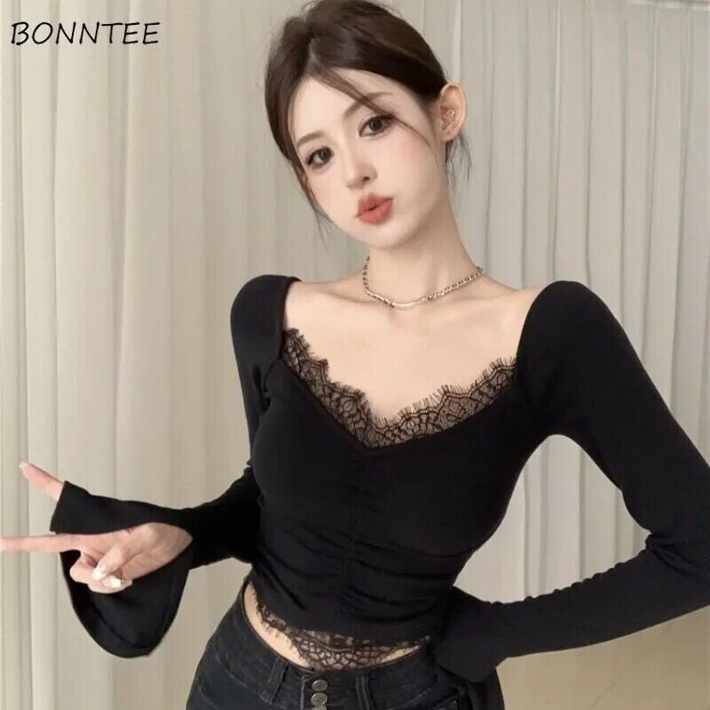 【新作】【送料無料】 長袖 Tシャツ女性のセクシーなレースのデザインクロップトップスシックなインナー Hotsweet フレア入札スリムファッション Y2k 女の子新しいオル 0293207551581