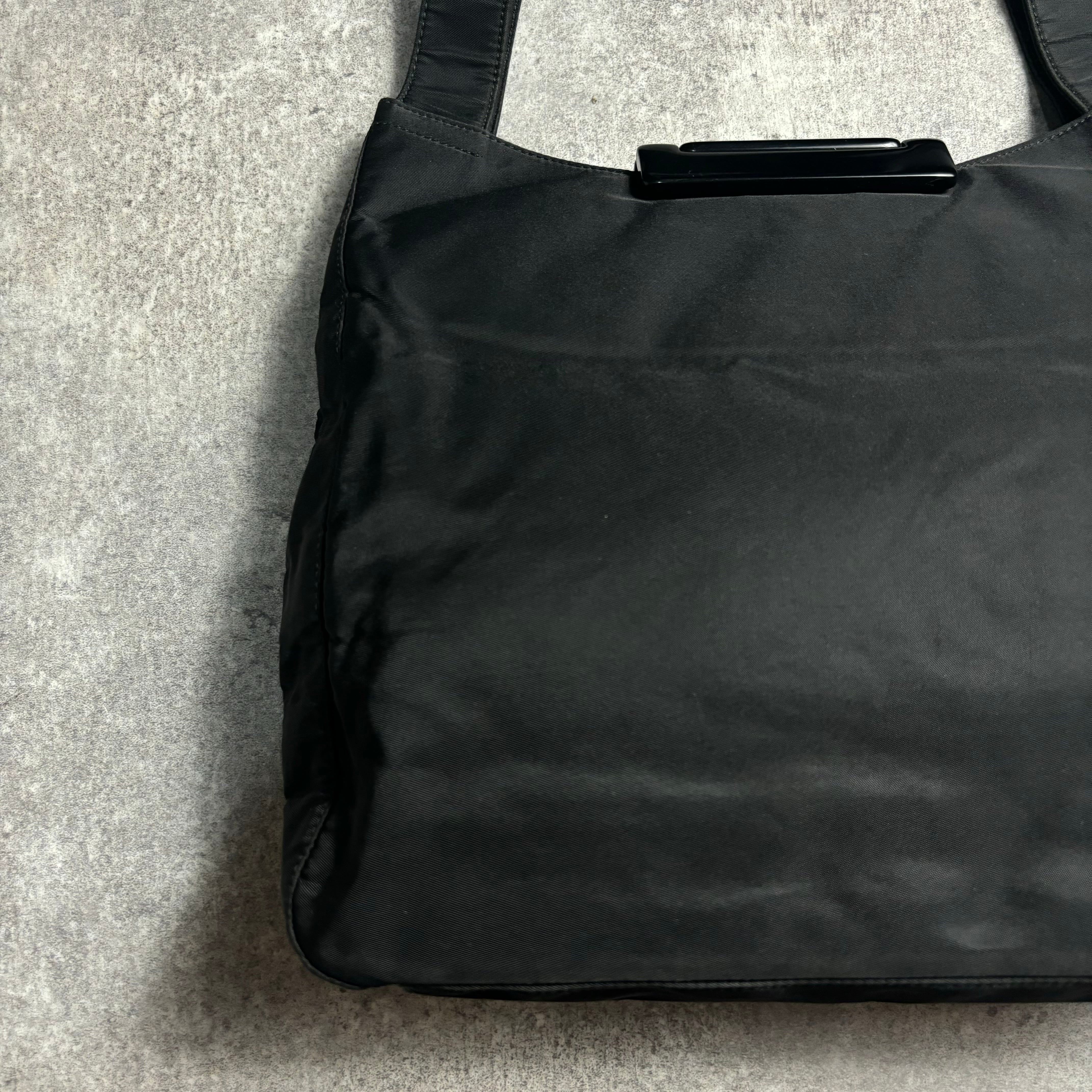 FW1997 PRADA ONE SHOULDER BAG ARCHIVE | LOST FW1997 PRADA ONE SHOULDER BAG ARCHIVE | LOST