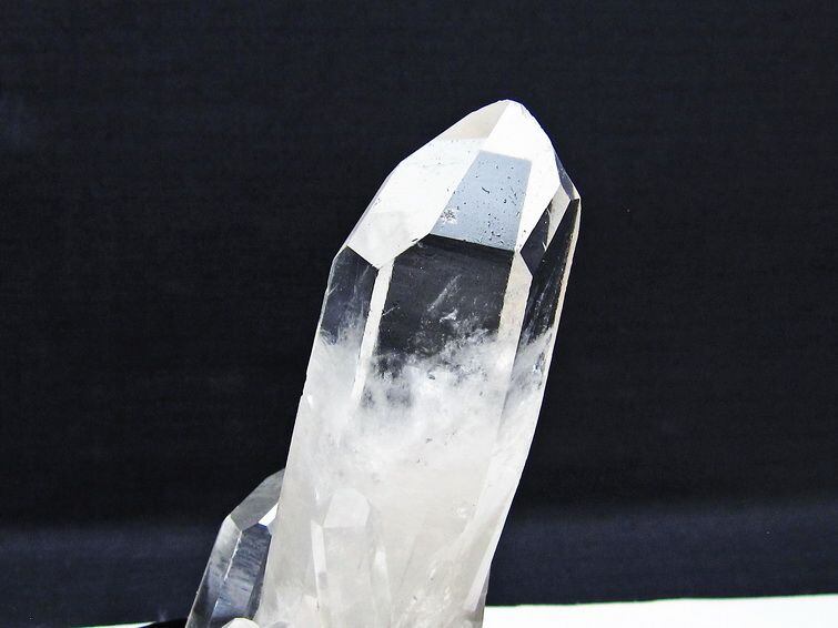 水晶 クラスター マダガスカル産 台座付属 水晶 原石 一点物 182-9379