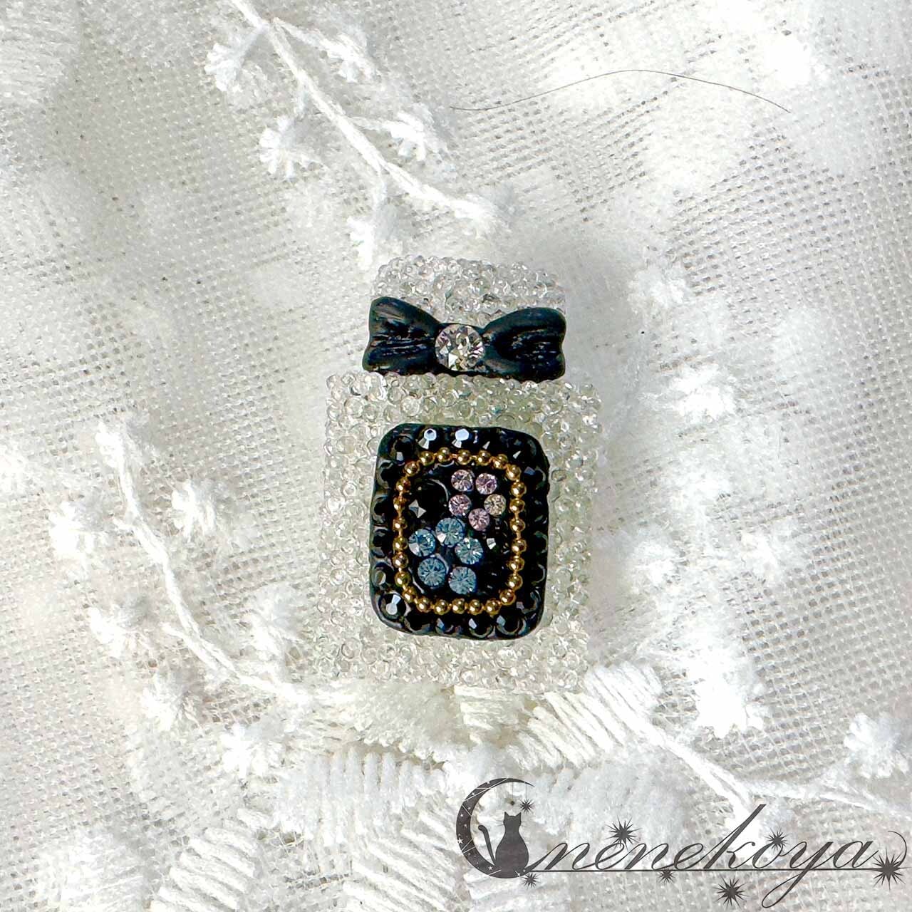 AROMACRYSTAL 香水瓶ブローチS black label