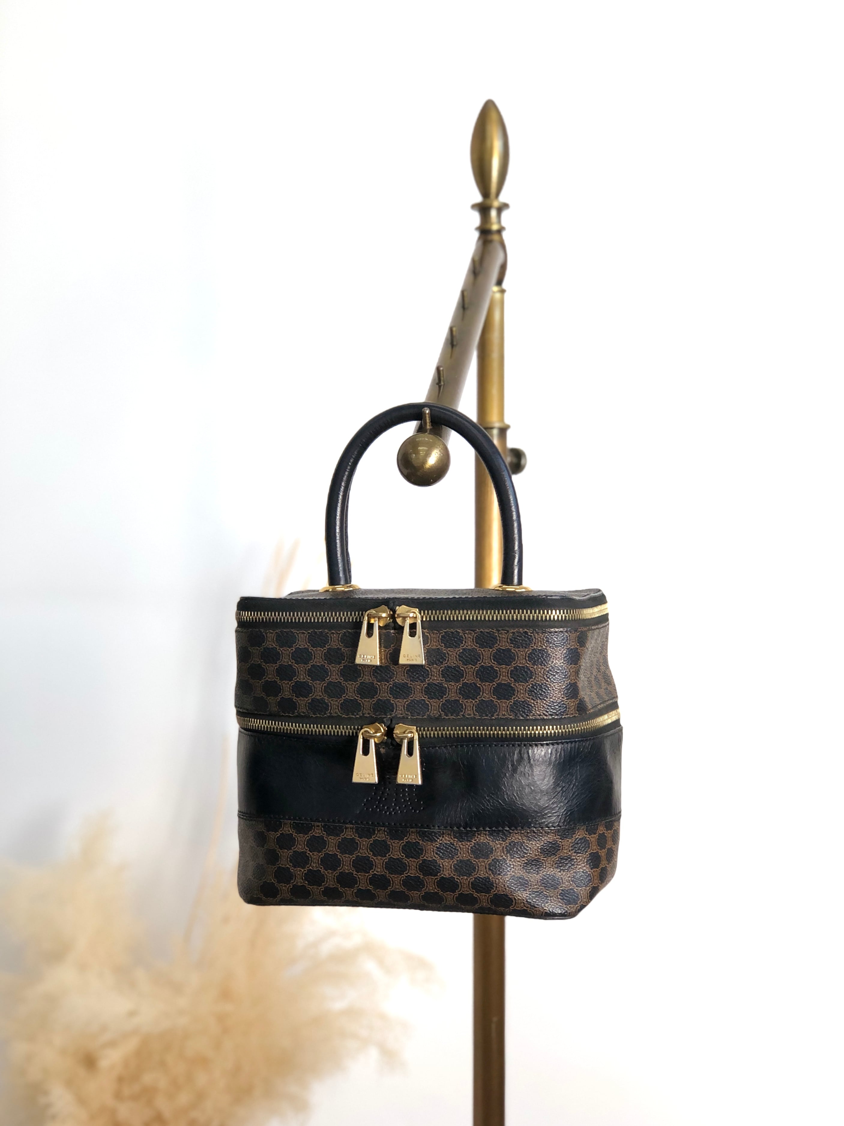 CELINE セリーヌ マカダム ハンドバッグ ブラック PVC レザー バニティ
