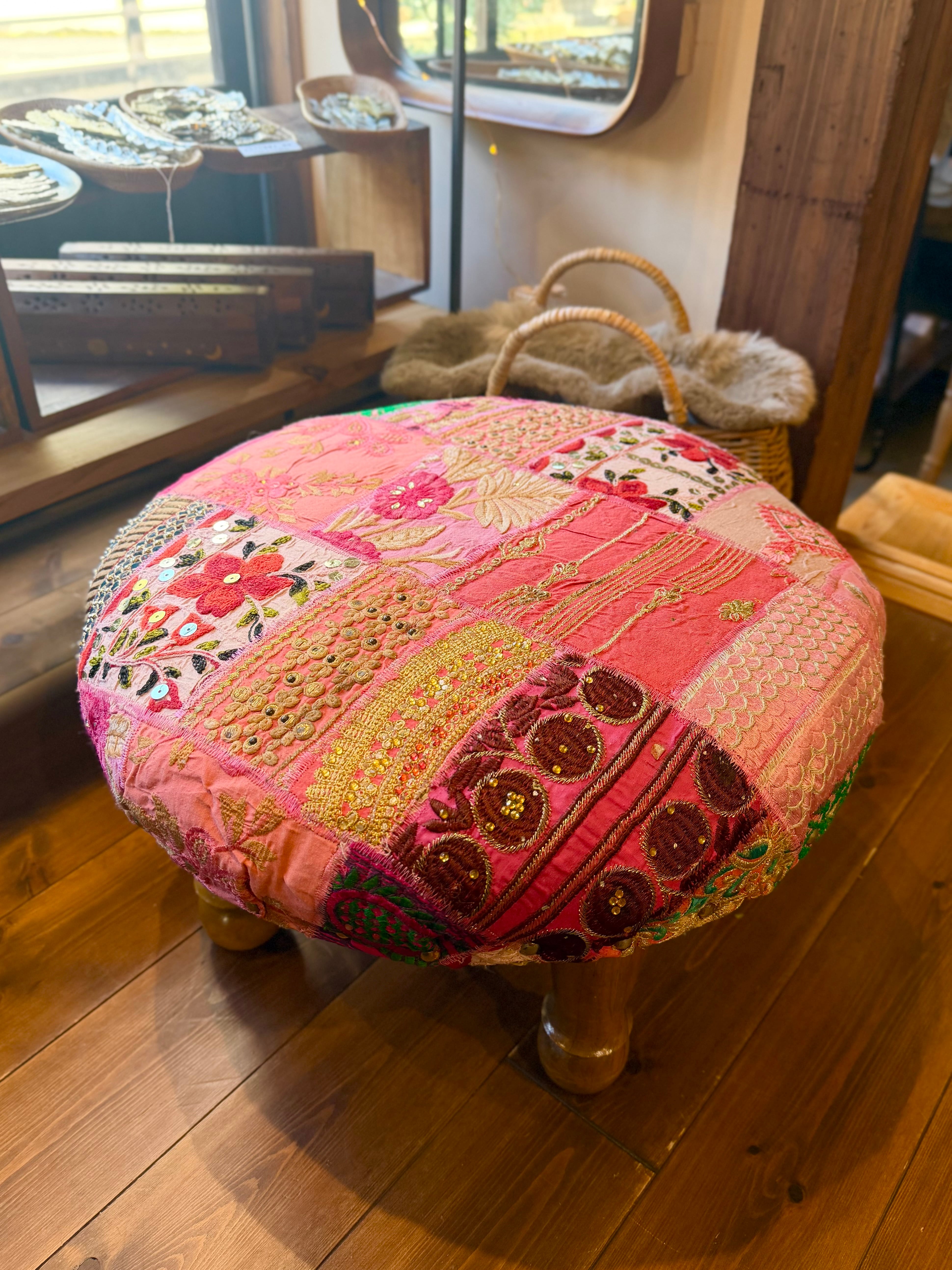 インドのパッチワークスツール PK2 (発送12/22以降)