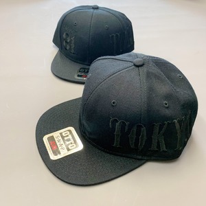 CAP BLACK×BLACK