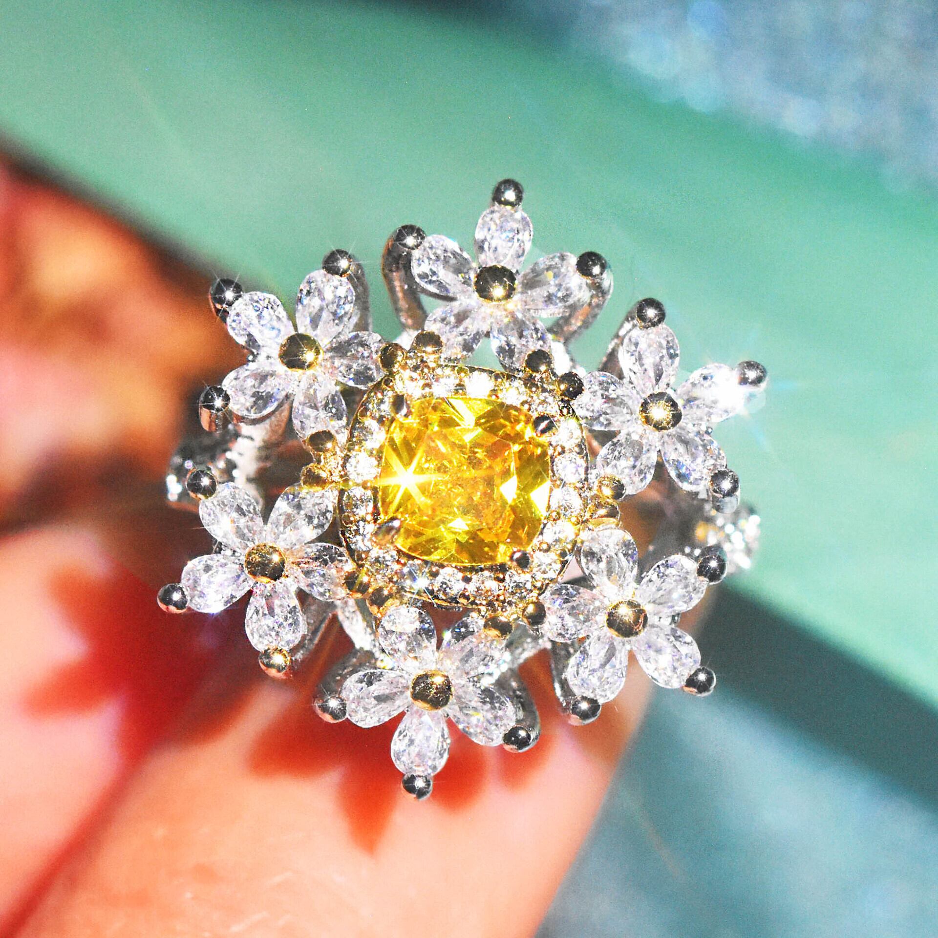 k18 pt950 ひまわりモチーフ ジルコン リング k18 pt950 ひまわりモチーフ ジルコン リング