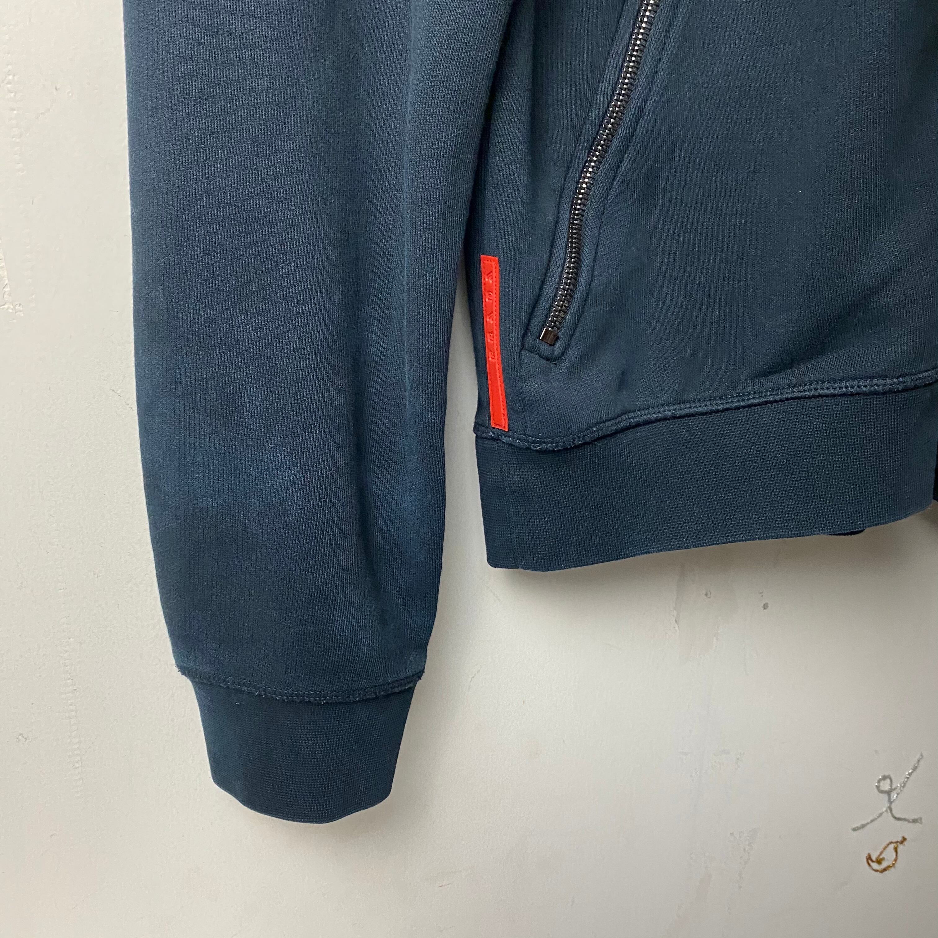 1998aw prada nylon down hoodie  L