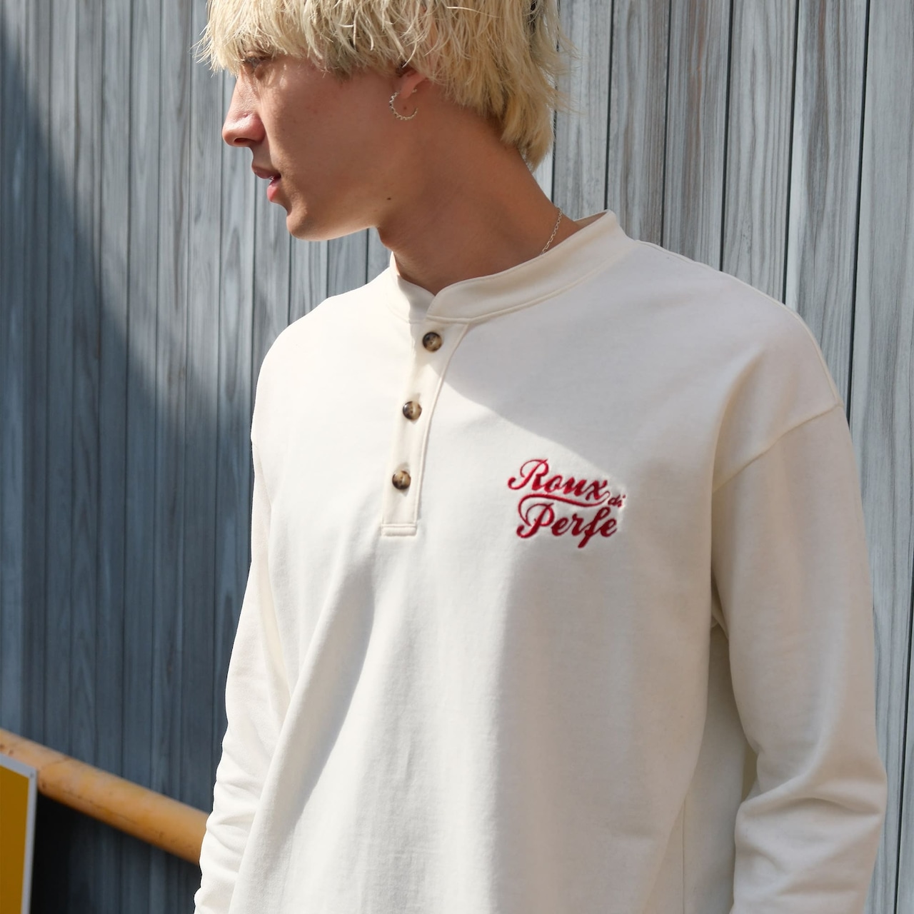 日本製ヘンリーネックカットソー