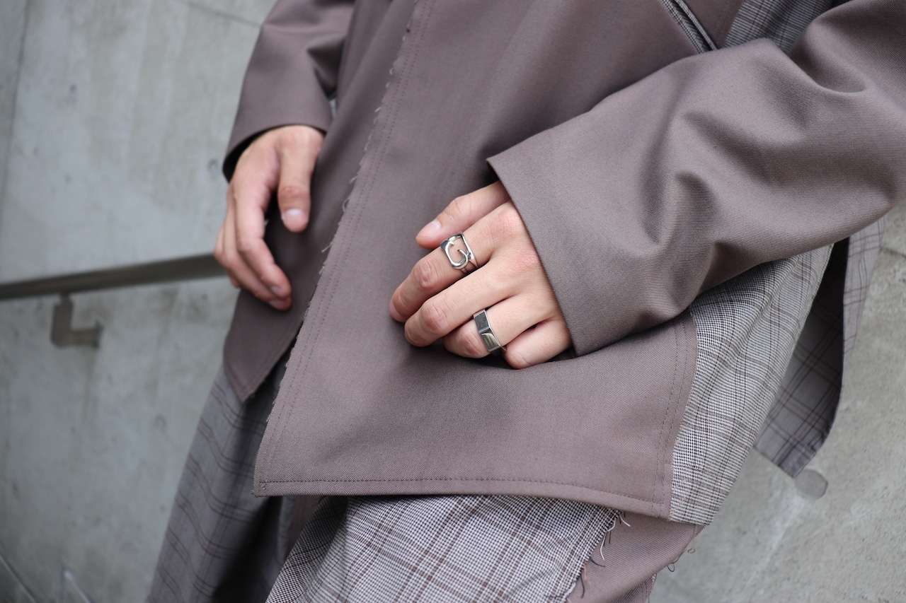 Heptagon Ring