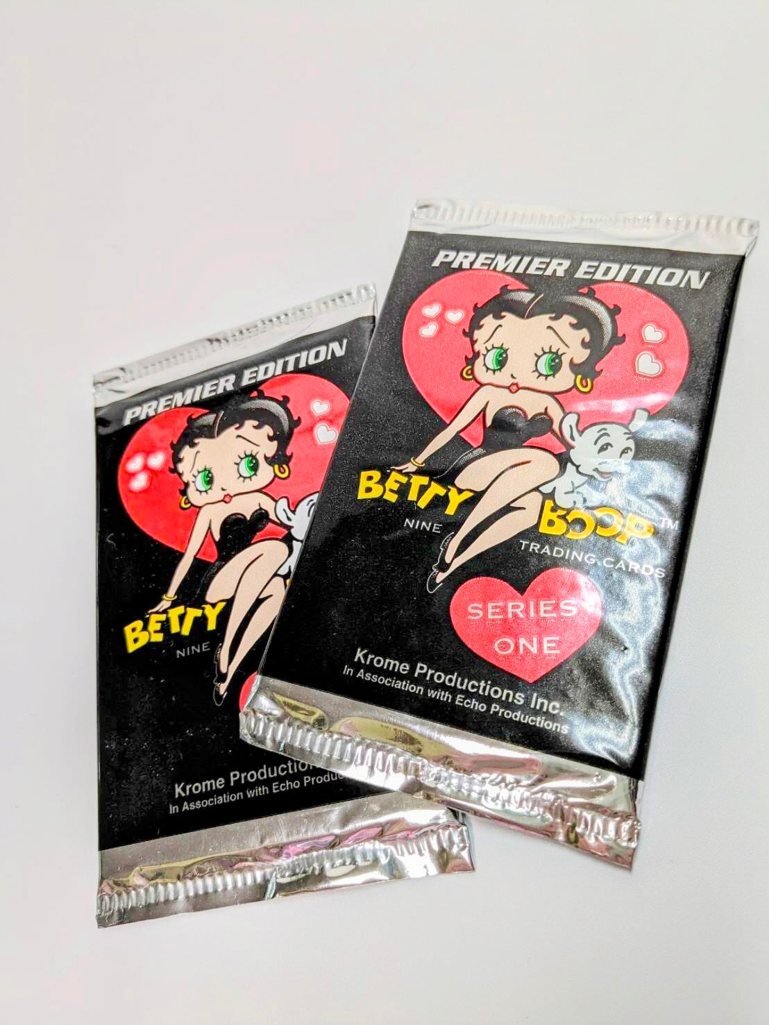☆送料無料!☆1995年製【 ベティーブープ(Betty Boop) Series one PREMIER EDITION 】VINTAGE トレーディングカード単品 (1個=9CARDS)〚アメリカン雑貨 アメトイ〛