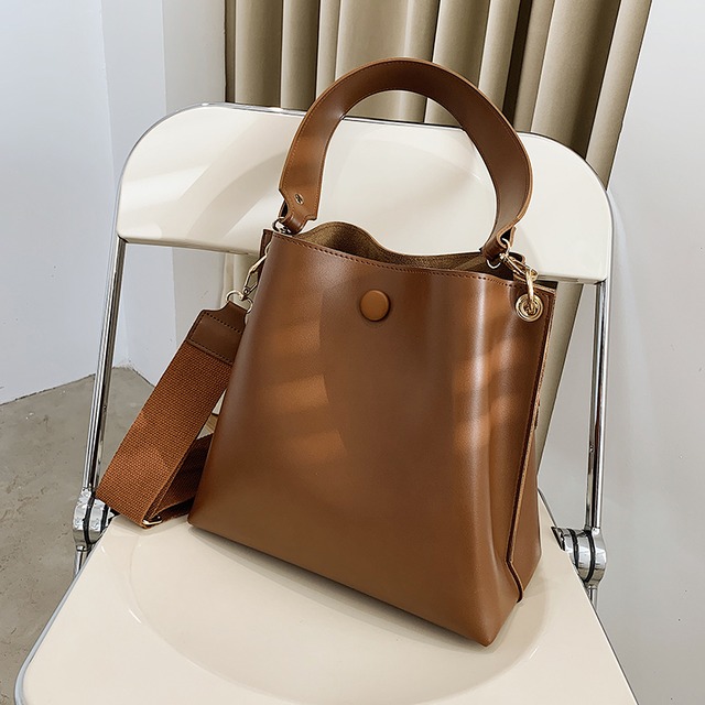 スタイルレッド メッセンジャーバッグ 手作りハンドバック93528817896