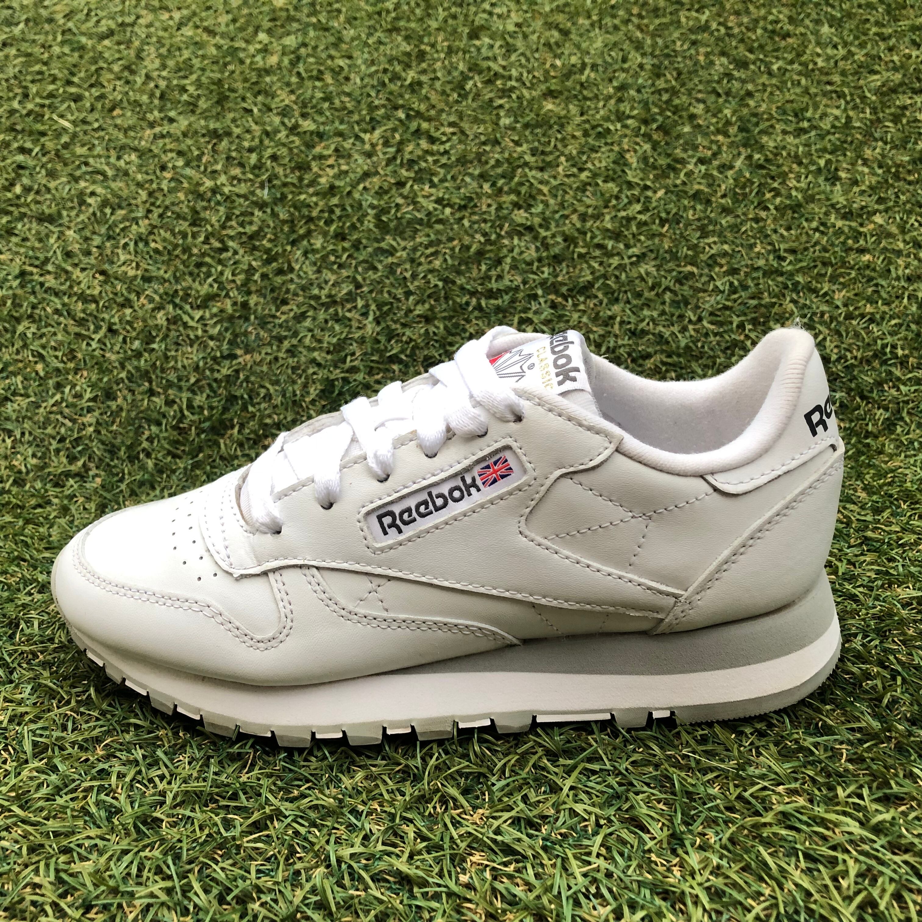 Reebok CLASSIC LEATHER リーボック クラシックレザー HA406