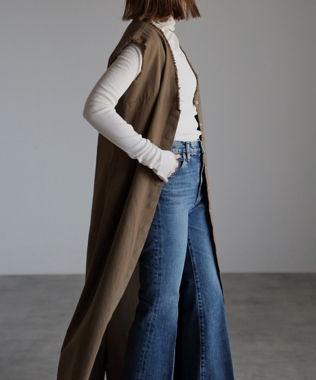 Vネックジレワンピース