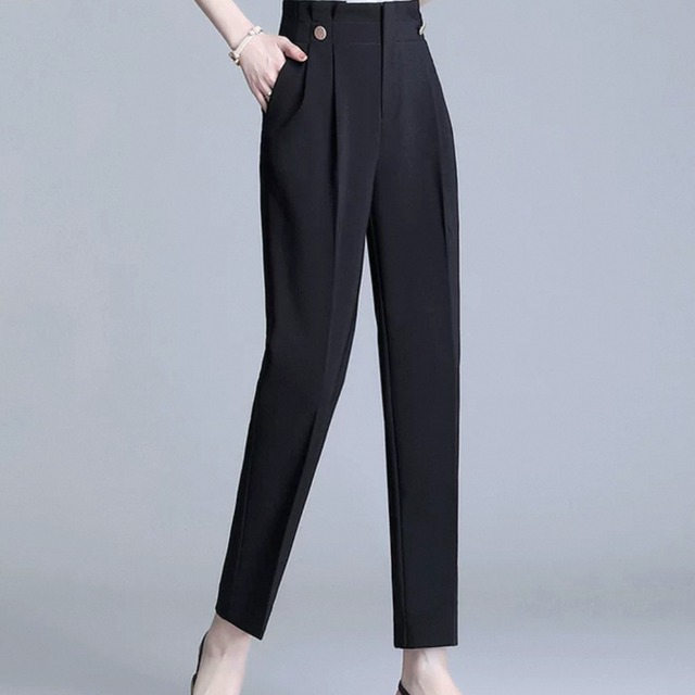 【送料無料】 テーパードパンツ ボトム ロング ポケット ファスナー ハイウエスト 薄手生地 かわいい 大人可愛い 大人女子 綺麗 シンプル カジュアル 大人 上品 おしゃれ お洒落 こなれ感 エレガント コンサバ 着痩せ レディライク 無地 春 秋 30代 40代 レディース 女性用 オフィス ビジネス OL 通勤 デート お出かけ 女子会 お呼ばれ 休日 お茶会 授業参観 結婚式 二次会 演奏会 パーティー 着回し 普段使い ファッション コーデ 体型カバー 定番 デイリーユース 垢抜け 動きやすい