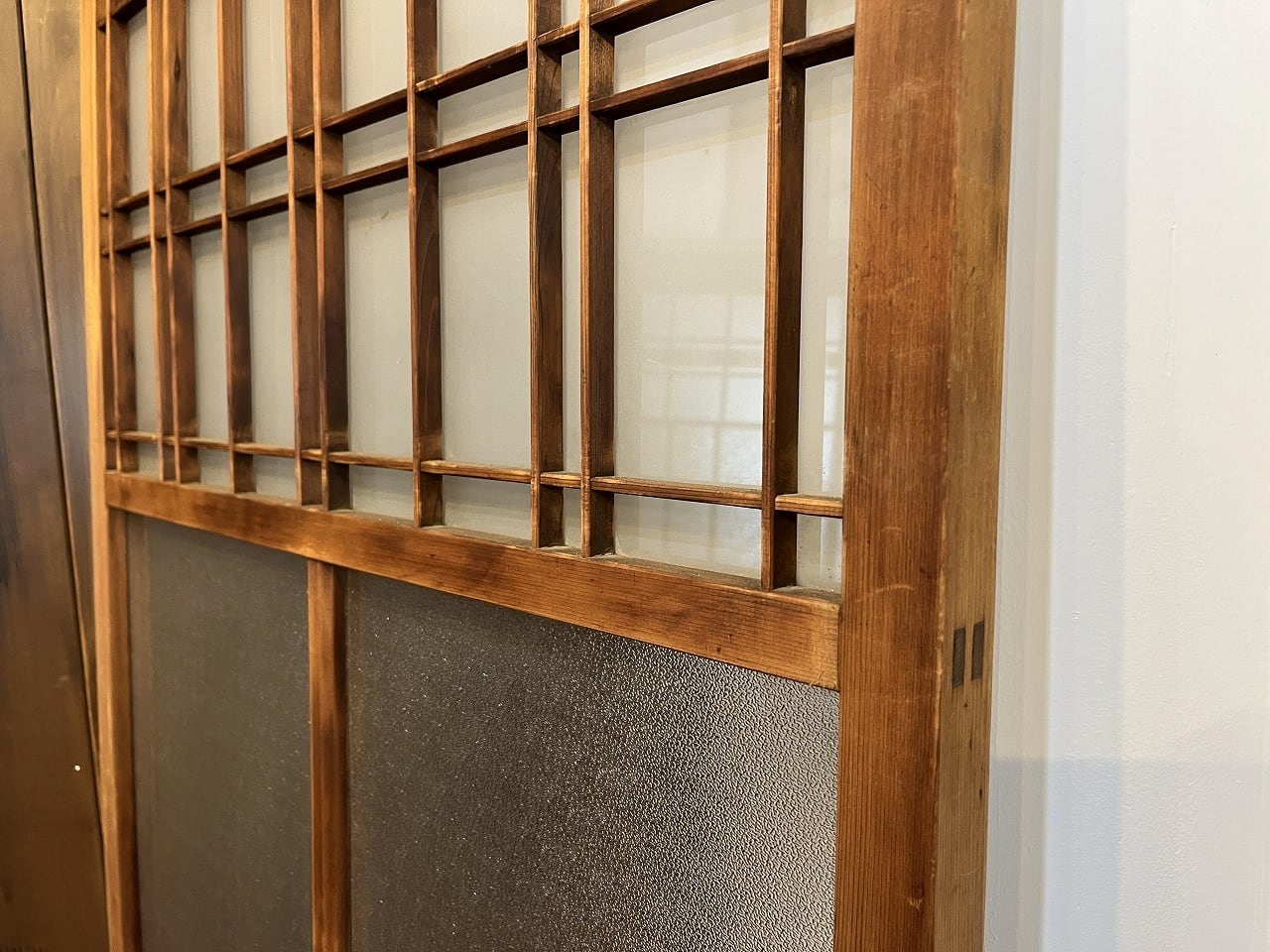 G-145【すりガラスとかすみガラスの組子の引き戸建具】 | フルタテ