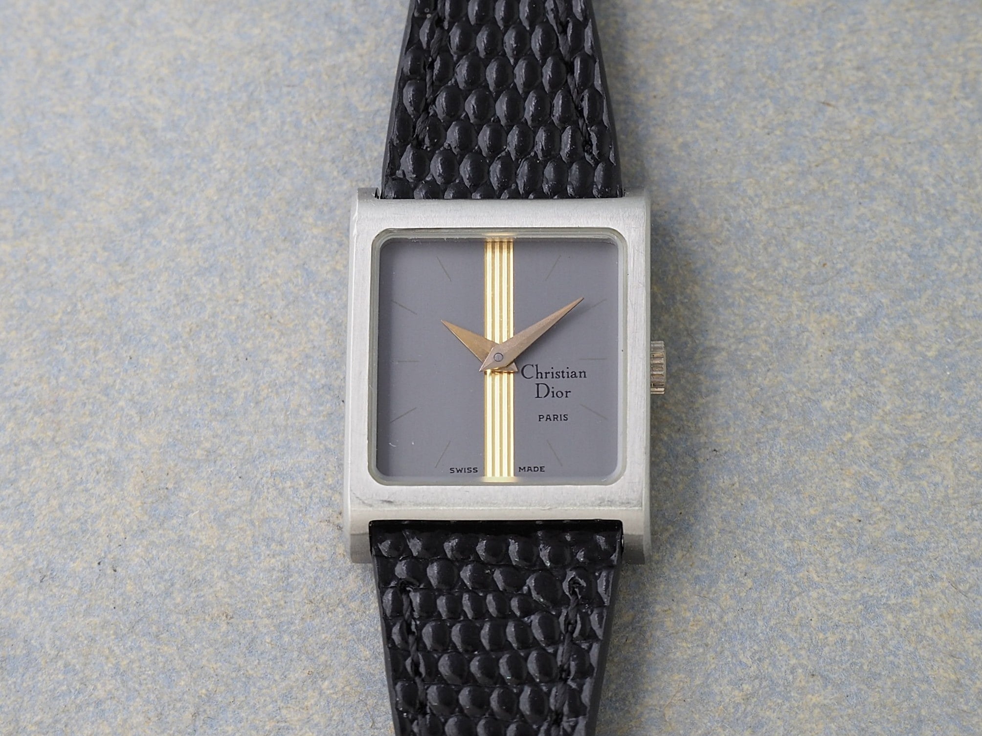 L o'clock