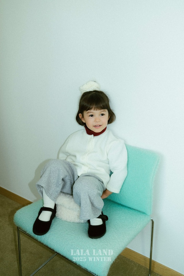 【予約】Pom Pom Ribbed Cardigan