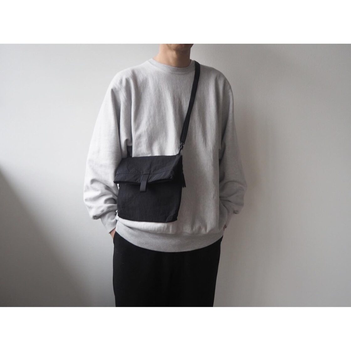SLOW(スロウ) Span Nylon Draw String Shoulder Bag S | PAY ID