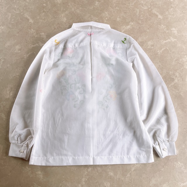 used レトロ 刺繍 白 ブラウス 古着 ヴィンテージ vintage | 古着屋mojo