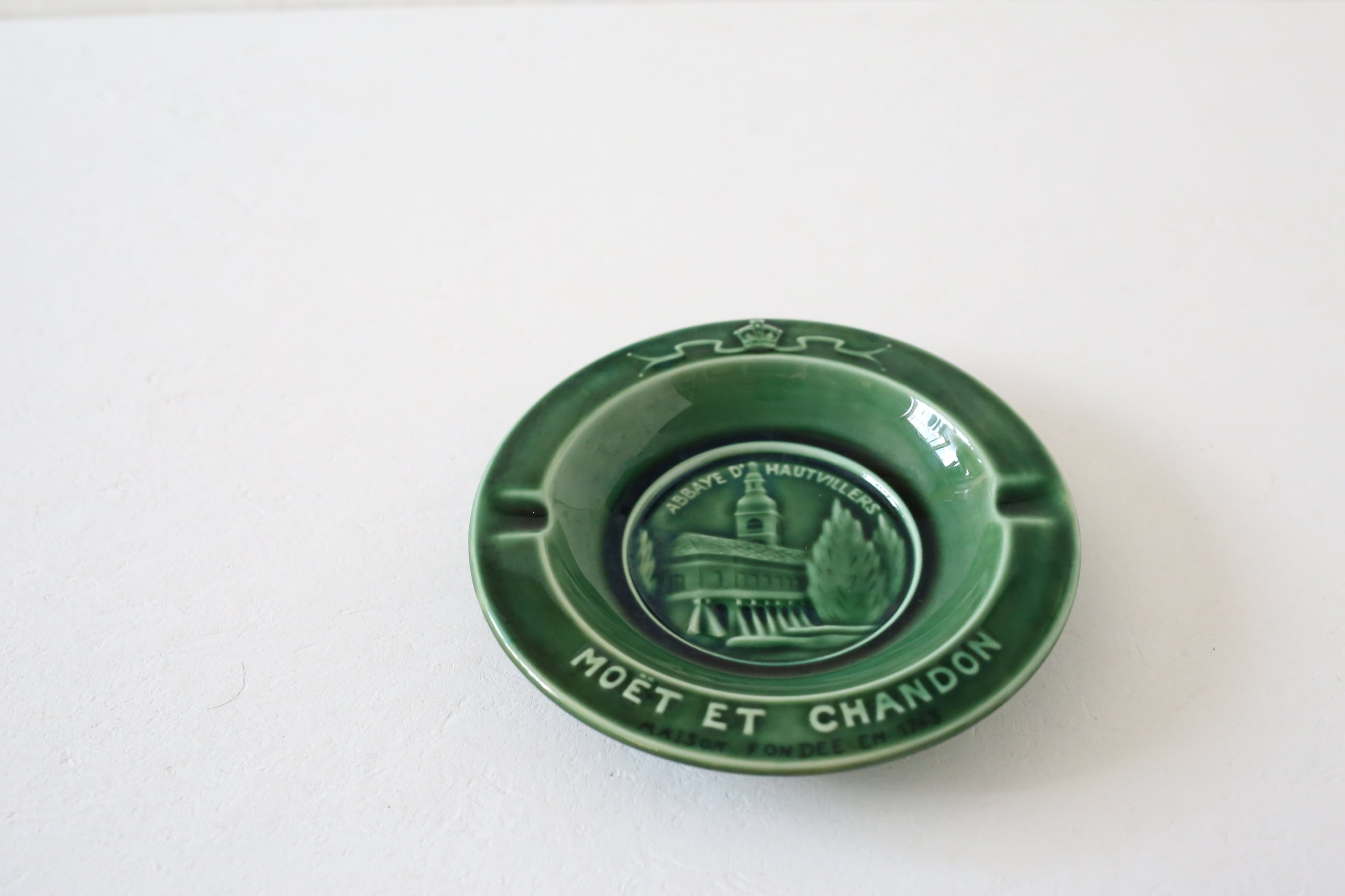 フランス アンティーク ヴィンテージ MOËT & CHANDON モエ・エ・シャンドン GIEN製 灰皿 N-04858