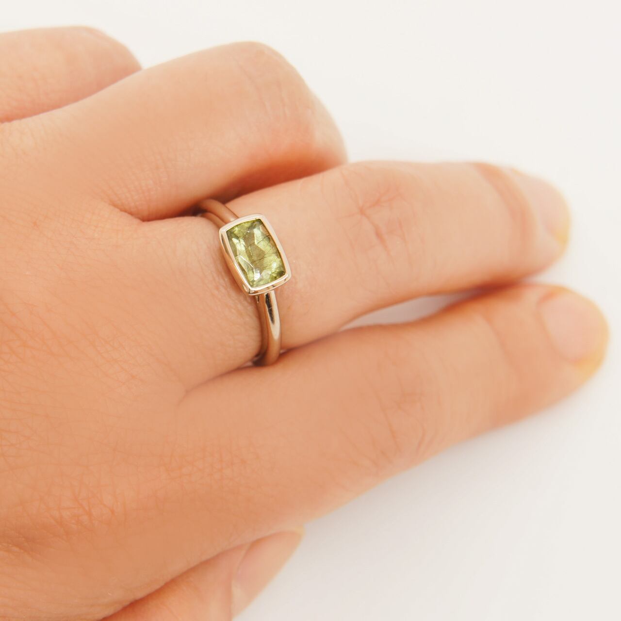 K18WG Rutilated Peridot Ring (ルチルペリドット) | HUIT /ユイット