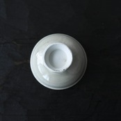 秋田菫　白瓷　豆面取台皿
