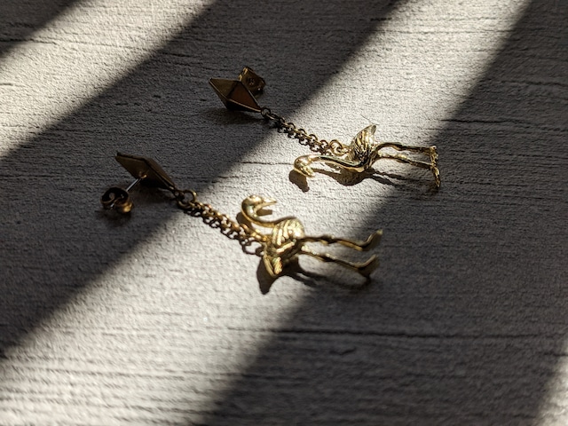 【labyrinthvintage】　Flamingo earrings