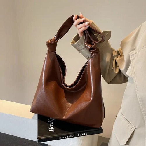 レディースバック ブラック カーキ レッド ハンドバック ３色 無地 フェイクレザー デイリーバック