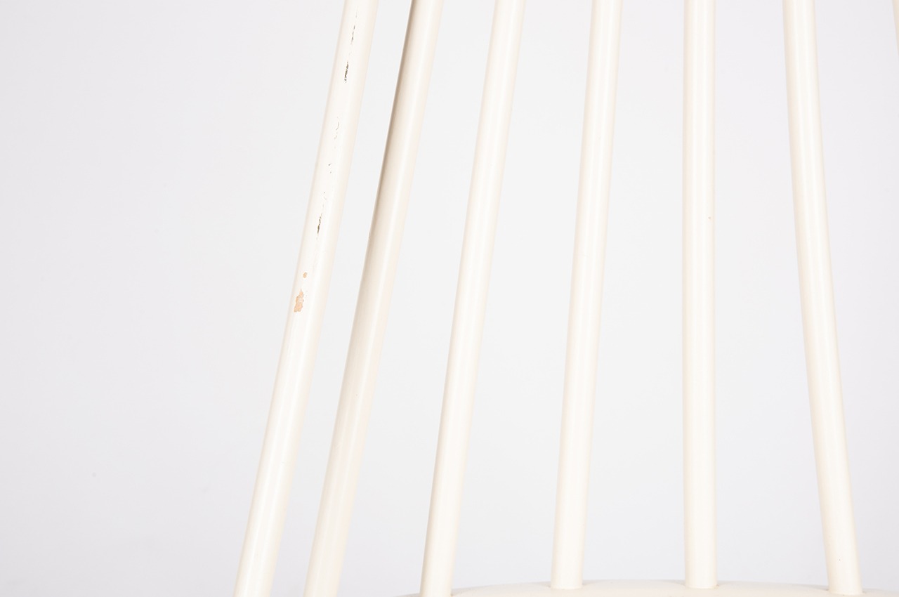 イルマリ・タピオヴァーラ マドモアゼル　ラウンジチェア / 1脚　どちらかお選びください