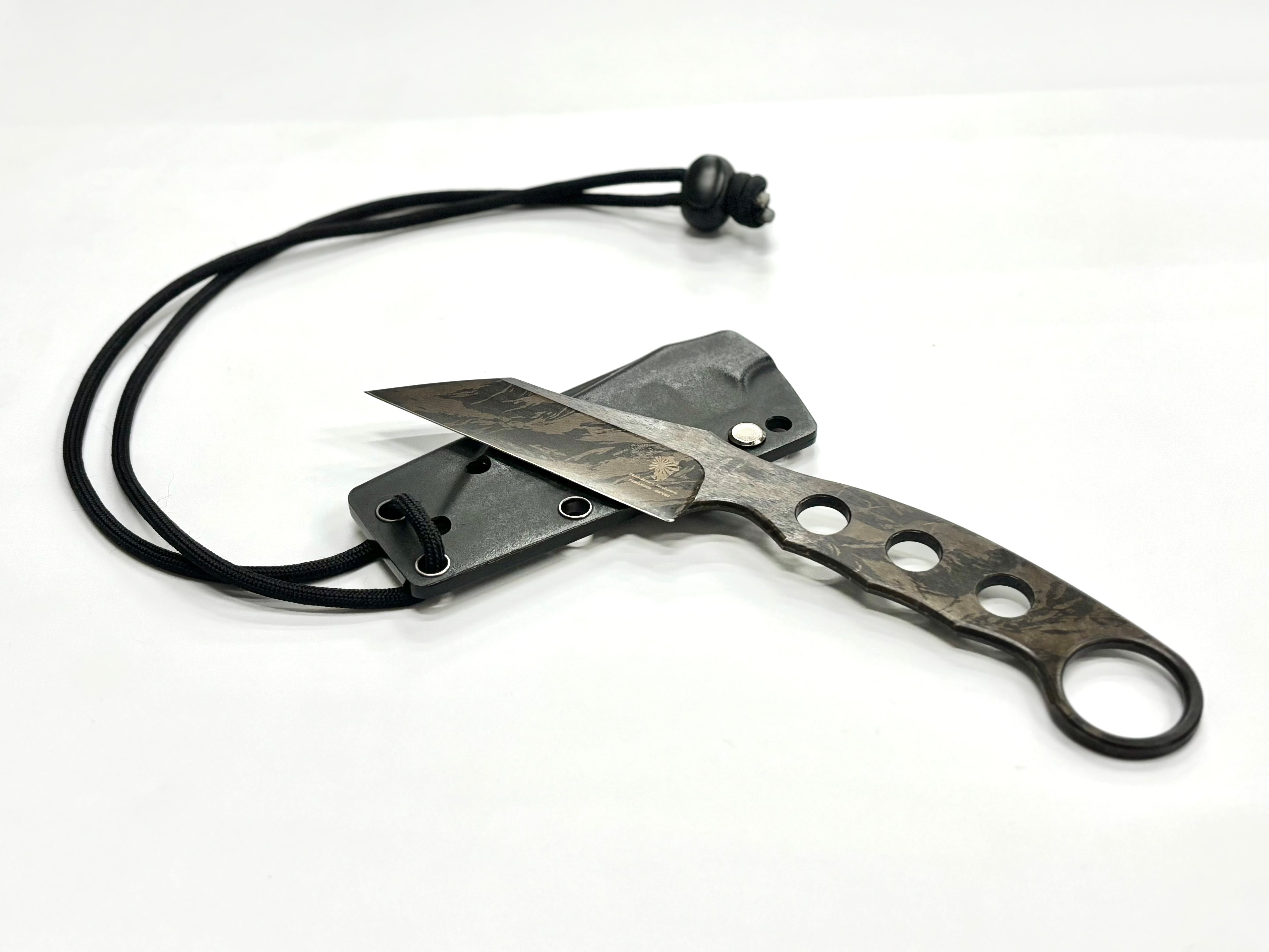 救べぇ2 | makkariknives