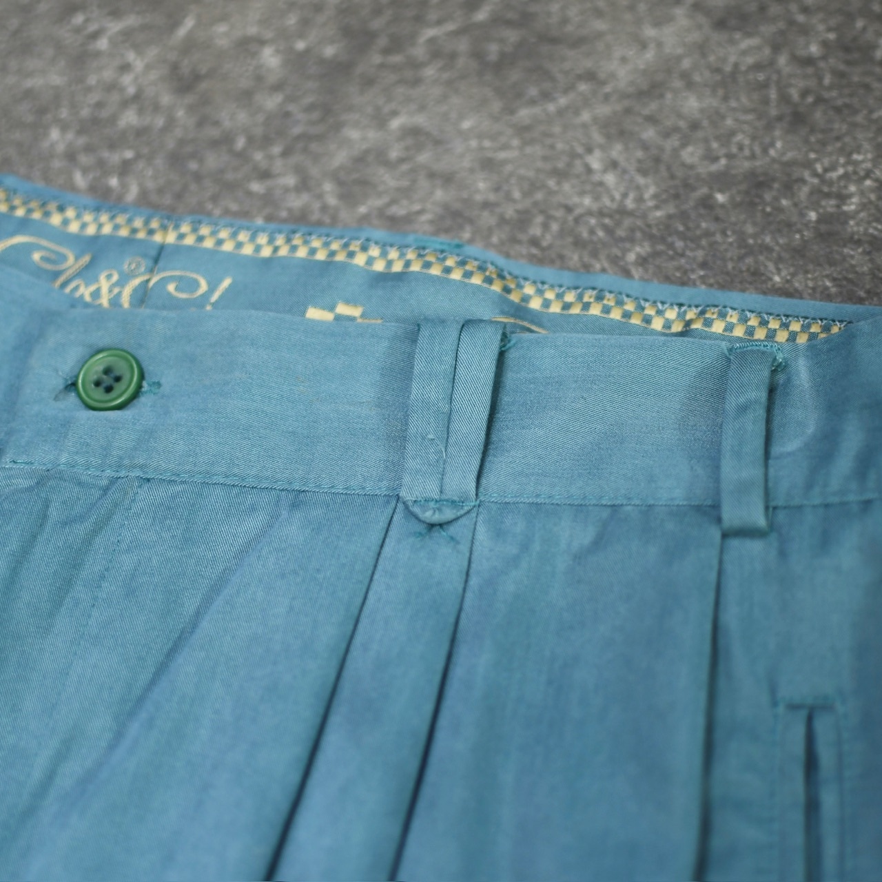 drape silhouette rayon blend 3tuck slacks emerald green