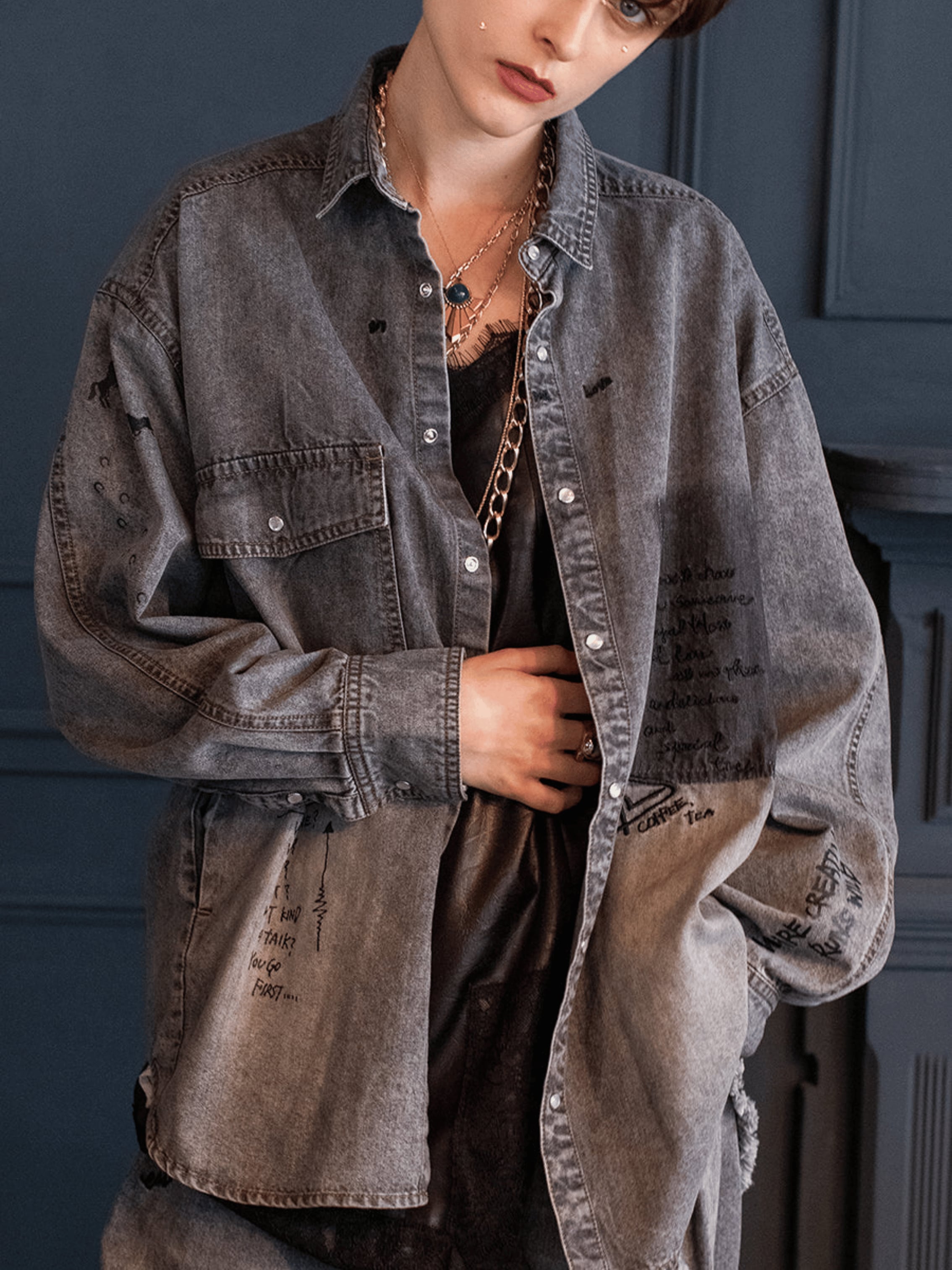 GRAFFITI DENIM SHIRT ブラック