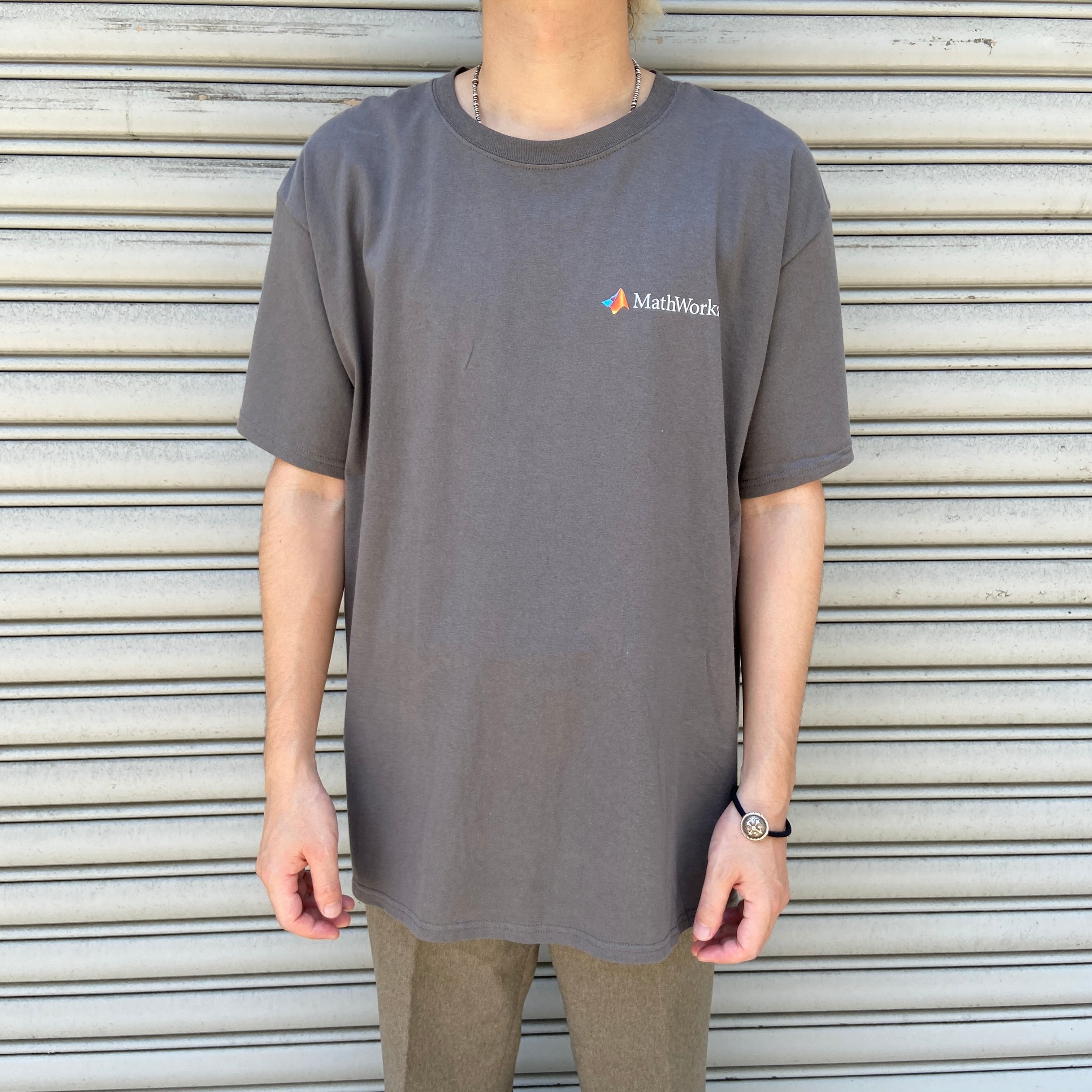 MathWorks 企業Tシャツ バックプリント アート調 チャコールグレー L