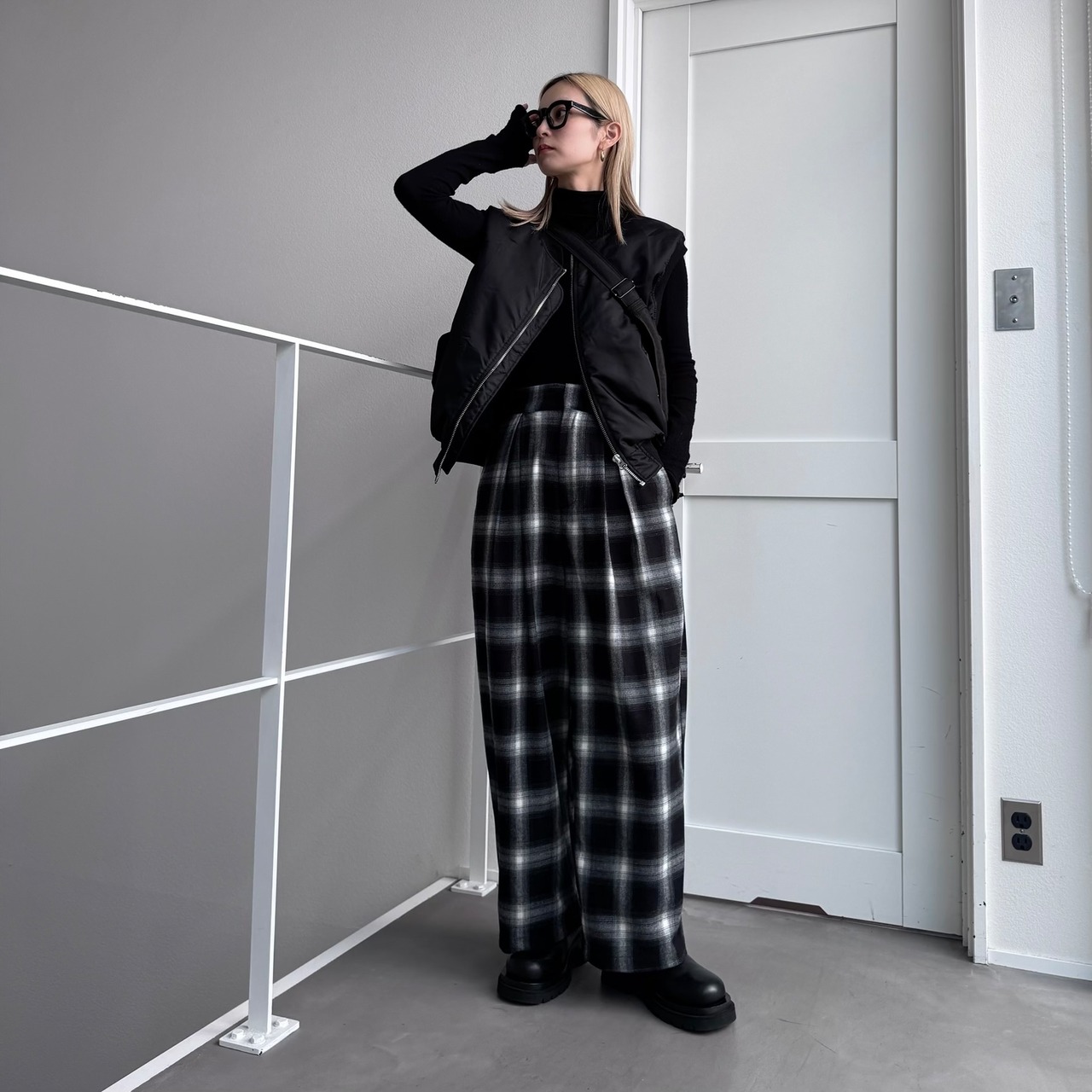 Double pleated ombre check PT/black
