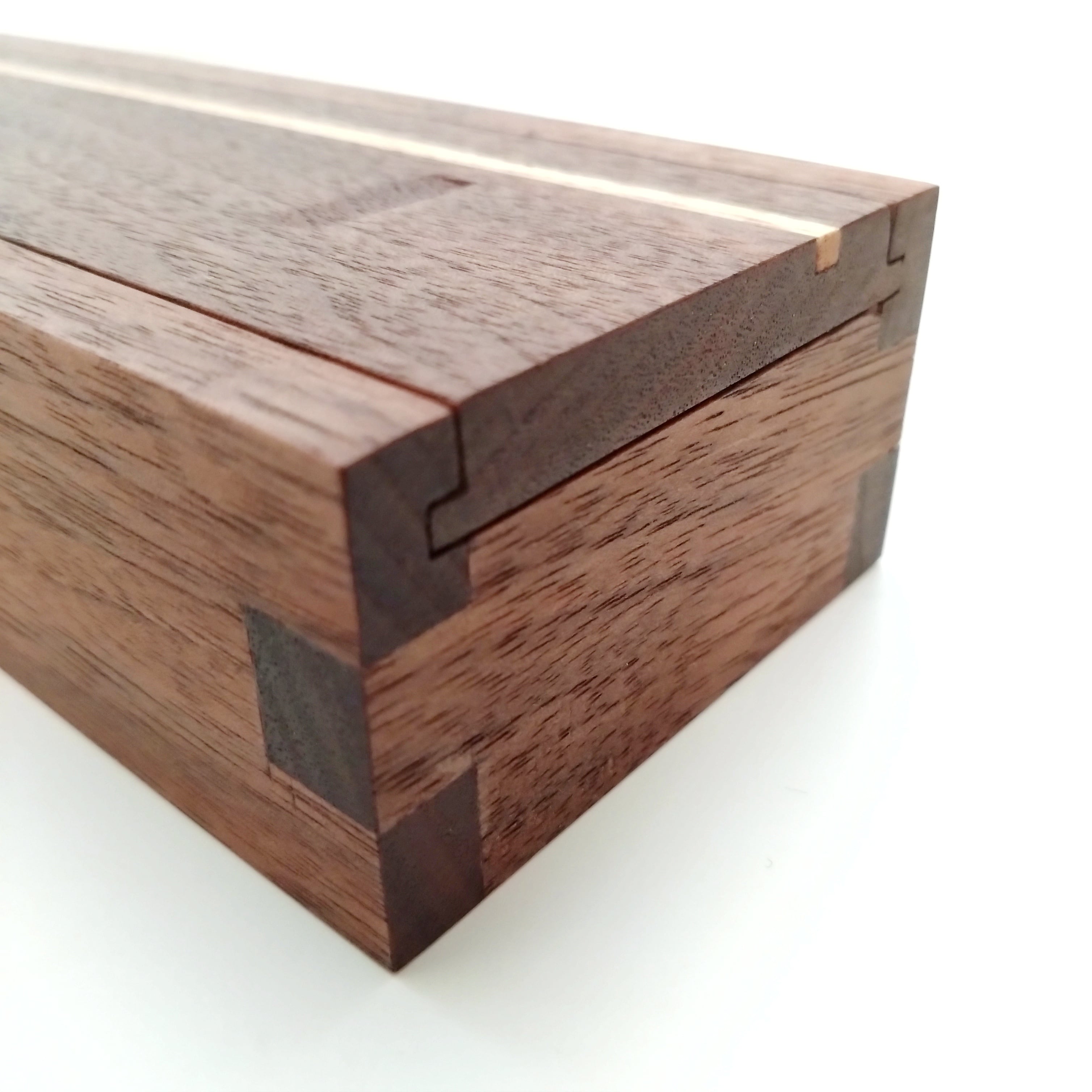 総無垢ペンケース(筆箱) ｜ ウォールナット | MIYABI WOODWORKS