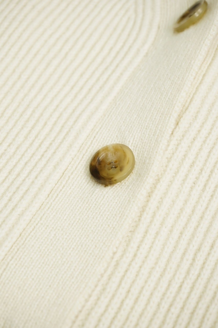 Hand Framed V-Neck C/D