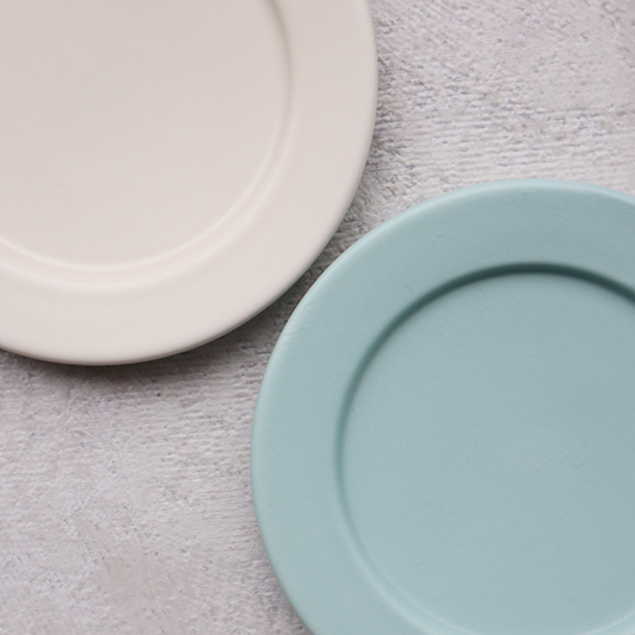 波佐見焼　Futazza 　カップボウルの蓋（ソーサー）小皿（ミント・ホワイト）8-099