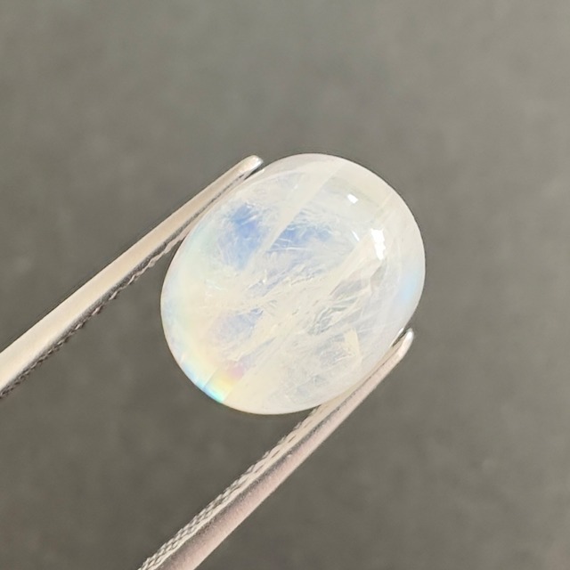 レインボームーンストーン】 インド産 4.10ct | たからいしルース  