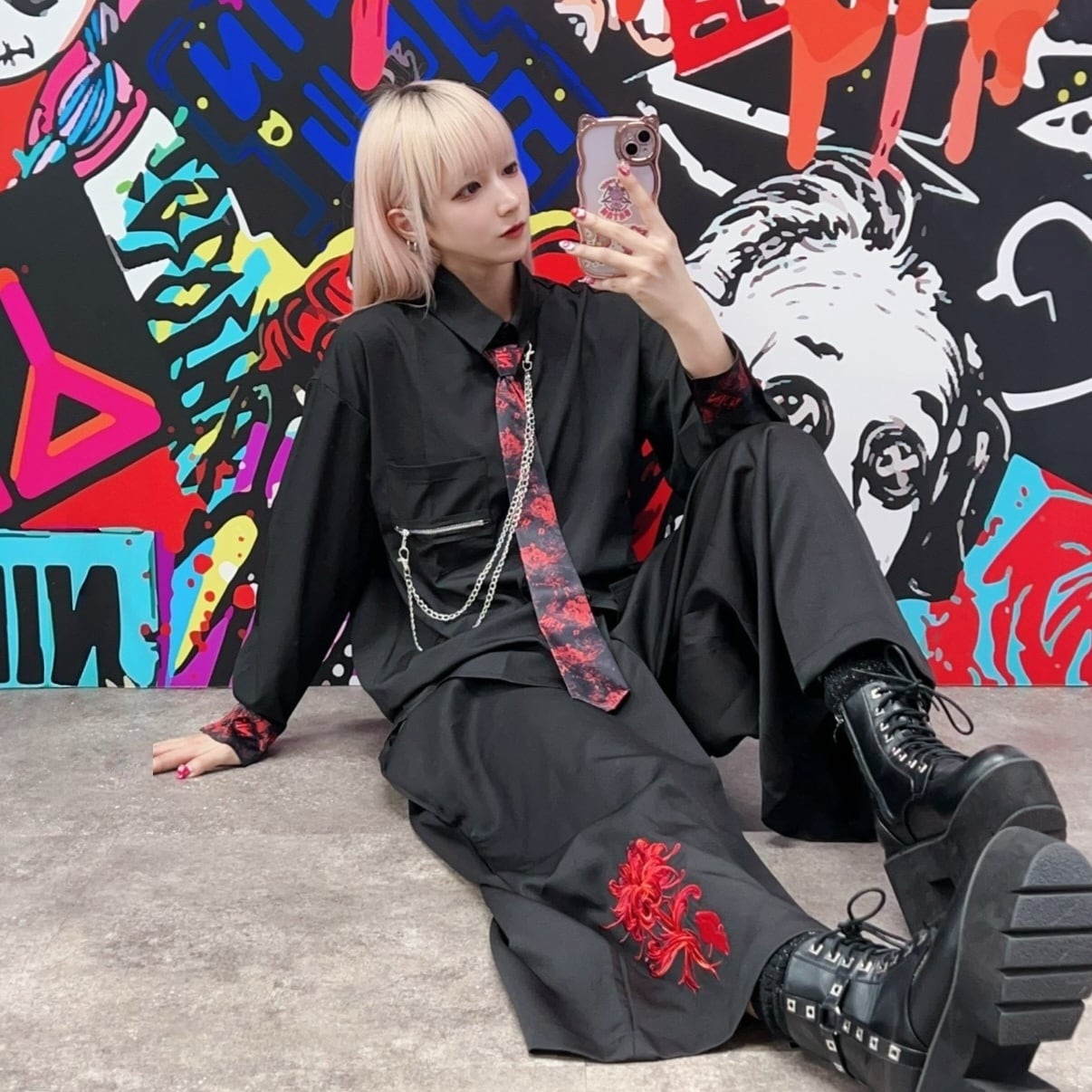 高品質全刺繍ワイドパンツ【赤彼岸花×SILHOUETTE】 | NIER CLOTHING