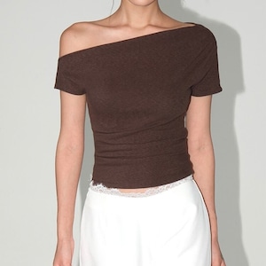 Asymmetrical Neck Short Sleeve T-shirt【S00307】