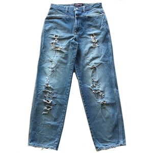 ダメージ加工 DENIM