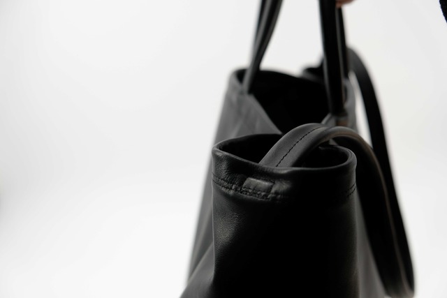 MARROW/MA-AC6308 NAPA HANDLE TOTE BLACK