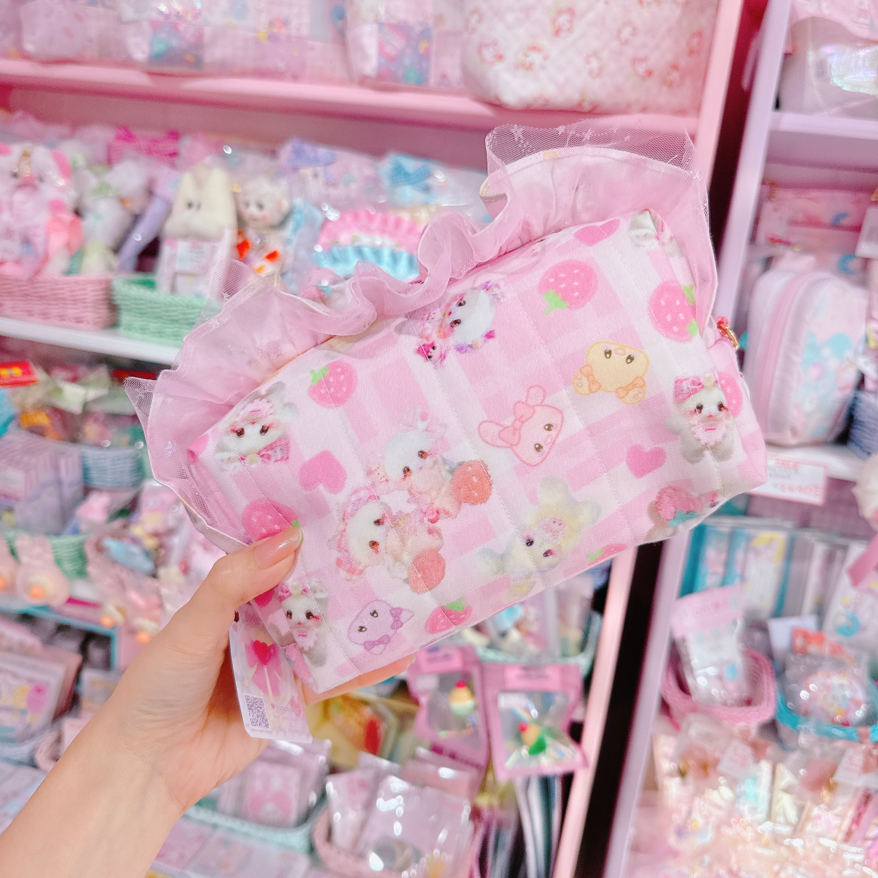 【D8】77-56フリルBOXポーチ