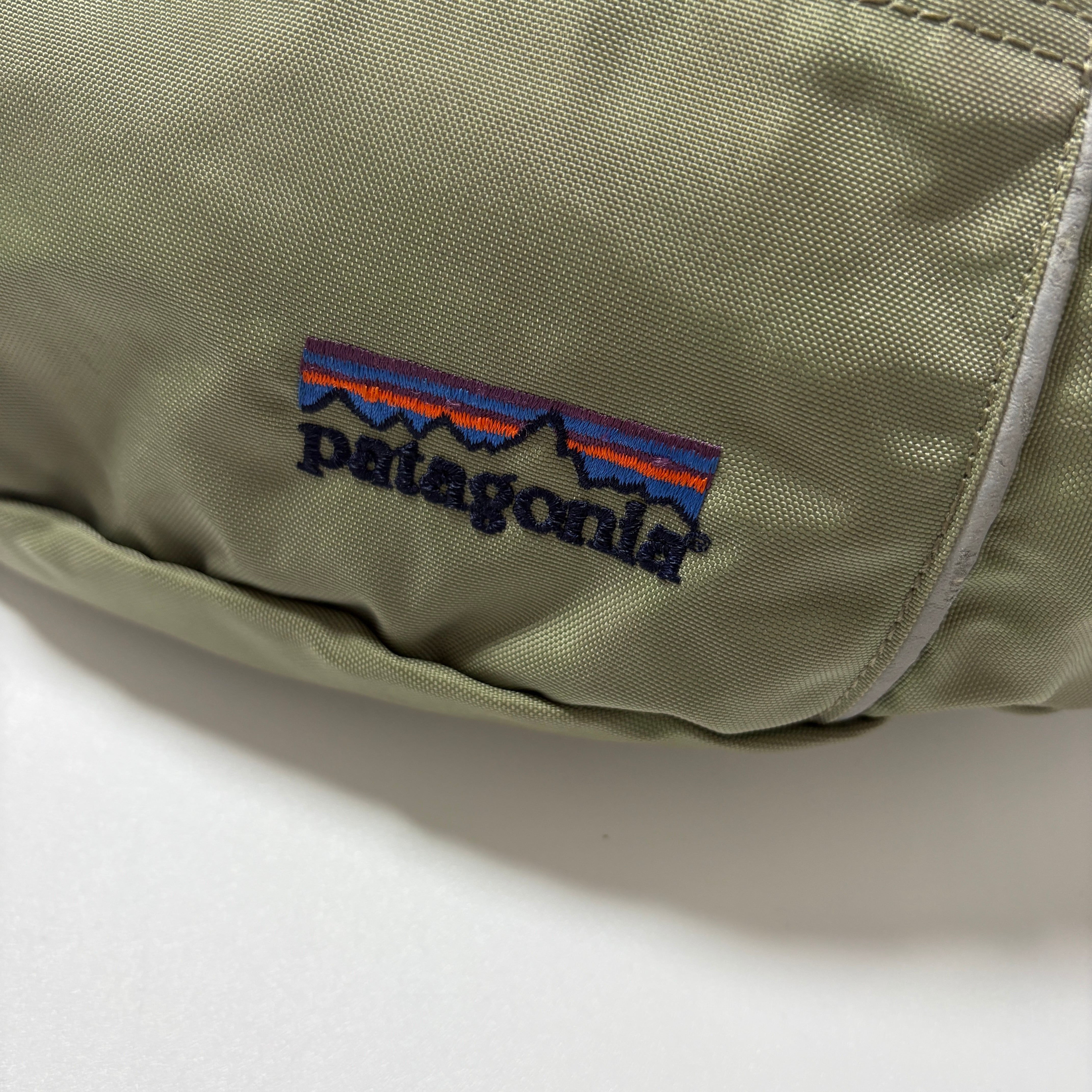 00's~ Patagonia nuevo hip vault | THE CREST